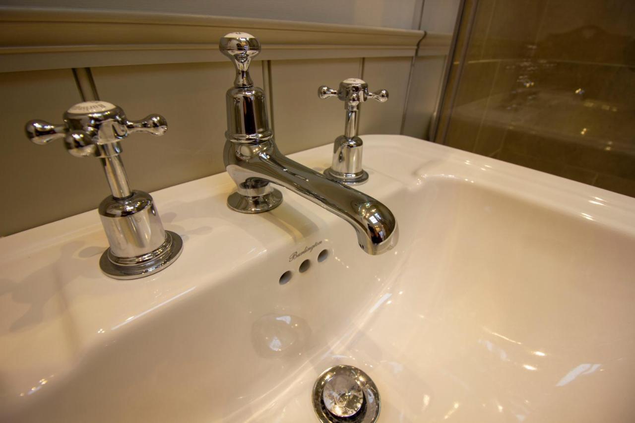 The Potting Shed, 5* Luxury Escape Cirencester Buitenkant foto