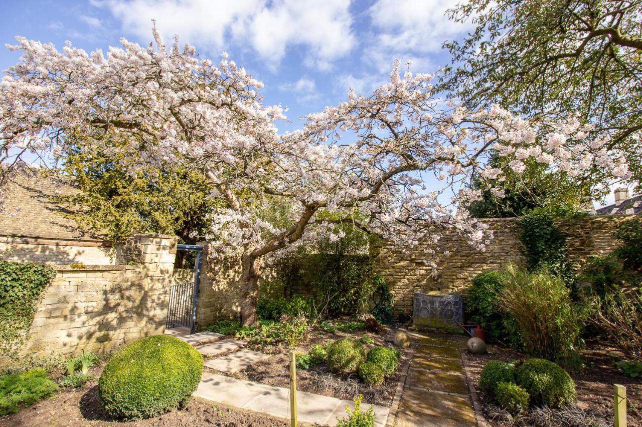 The Potting Shed, 5* Luxury Escape Cirencester Buitenkant foto